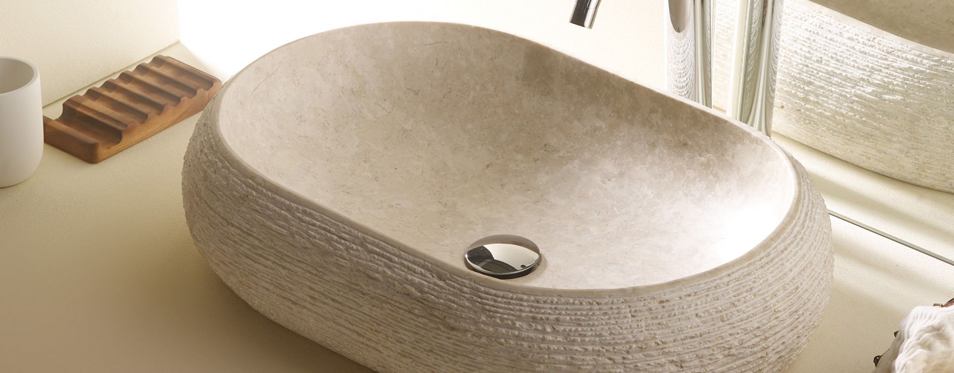 Bathco Domed oval beige